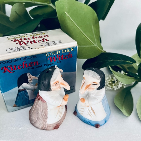 Kitchen Vintage Kitchen Witch 1981 Porcelain Salt Pepper Shakers